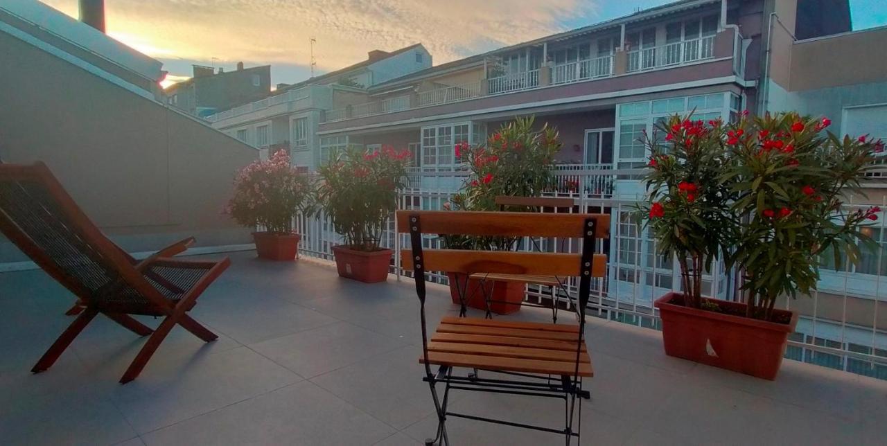 Loft Con Terraza En El Centro De Santiago De Compostela Vutco 07320 Lägenhet Exteriör bild